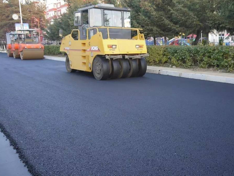 瀝青路面